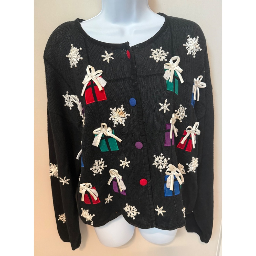 Mandal Bay Cardigan L Black Christmas Holiday Presents Snowflakes Beaded Vintage - Picture 1 of 8
